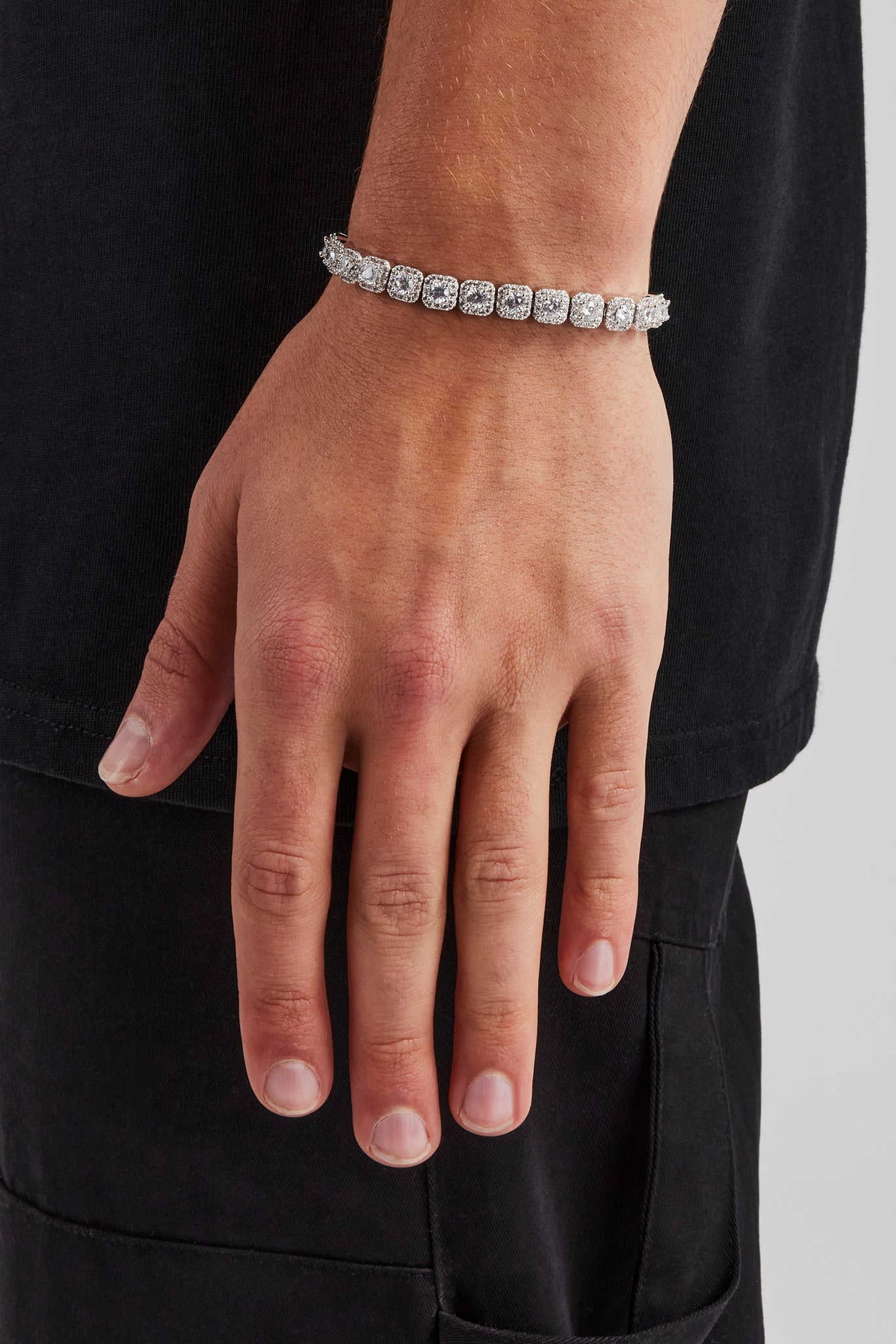 CLUSTERED TENNIS BRACELET 7MM MVP™
