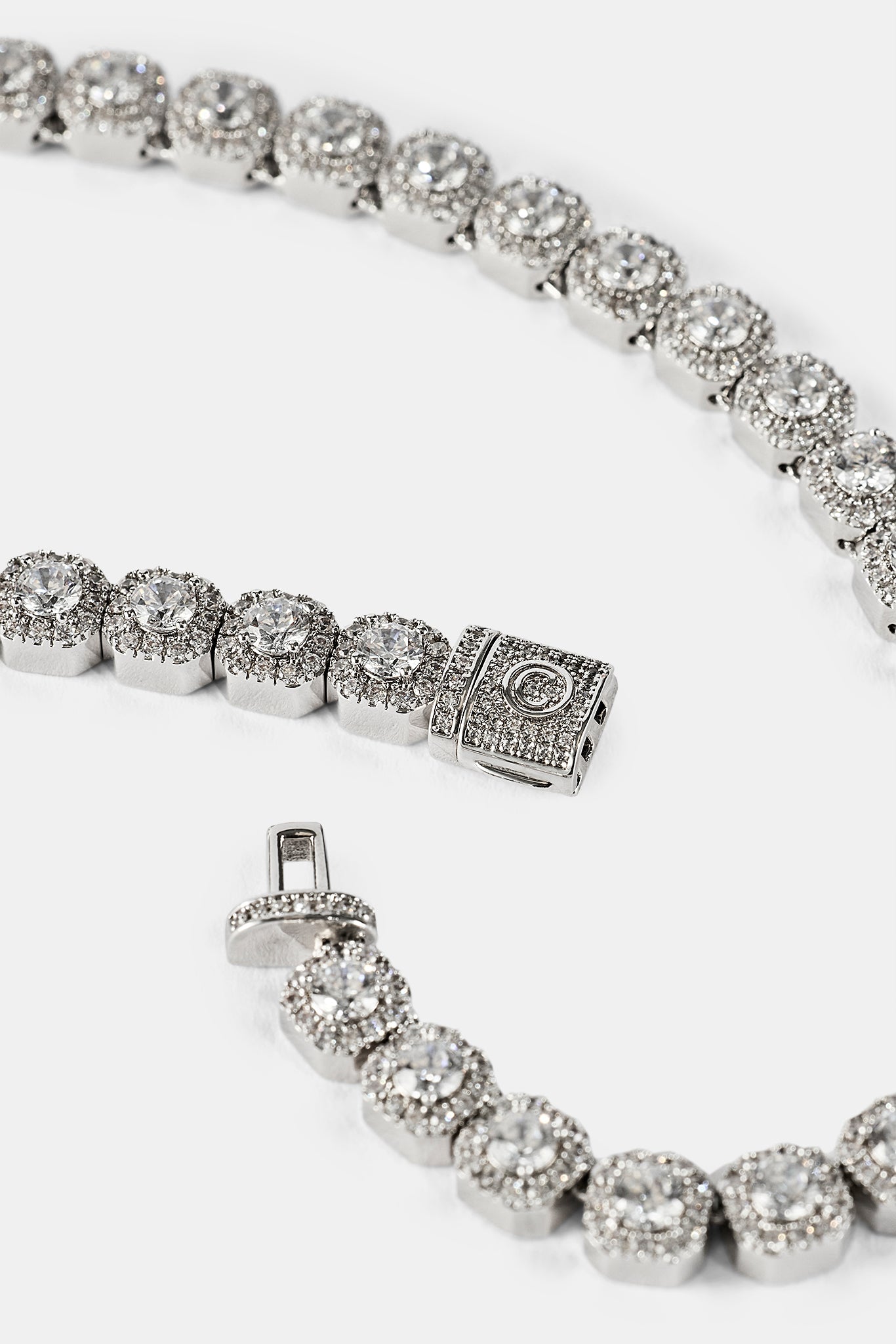 CLUSTERED TENNIS CHAIN 7MM MVP™